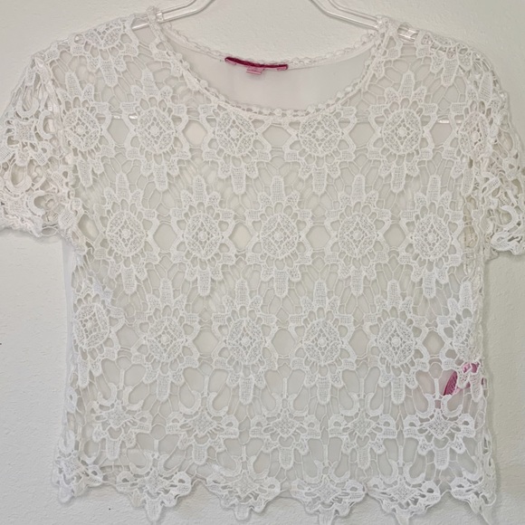 DEREK HEART Crochet Cropped Blouse Top Small - Picture 2 of 5